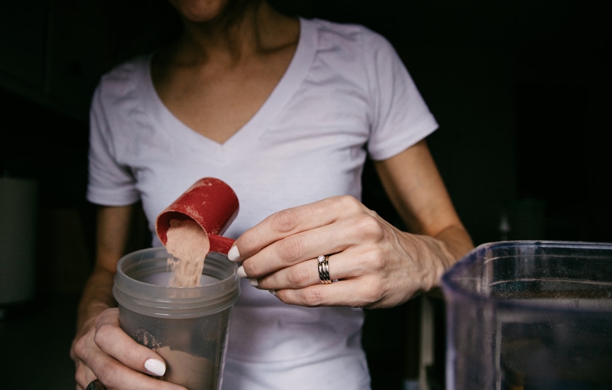 Nutrición post-entrenamiento y timing proteico